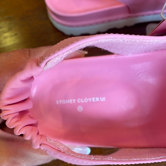 Stoney Clover Lane x Target Dad Sandals - Picture 8 of 8